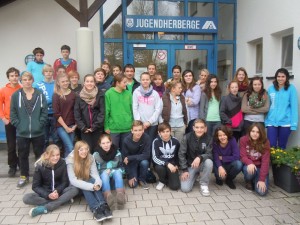 Gruppenbild vor der JuHe