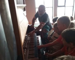 kiga-kue-kirchenerkundung-2