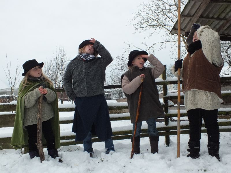 die Hirten sehen die Erscheinung des Engels